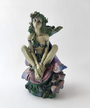 Gotisk ängelfigur, grön/rosa, 18 cm